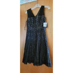 Anthrpologie Godet Black Lace Dress NWT Size 0P